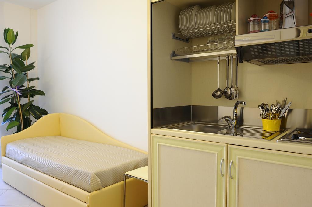 Residence Suite Smeraldo Riccione Ngoại thất bức ảnh