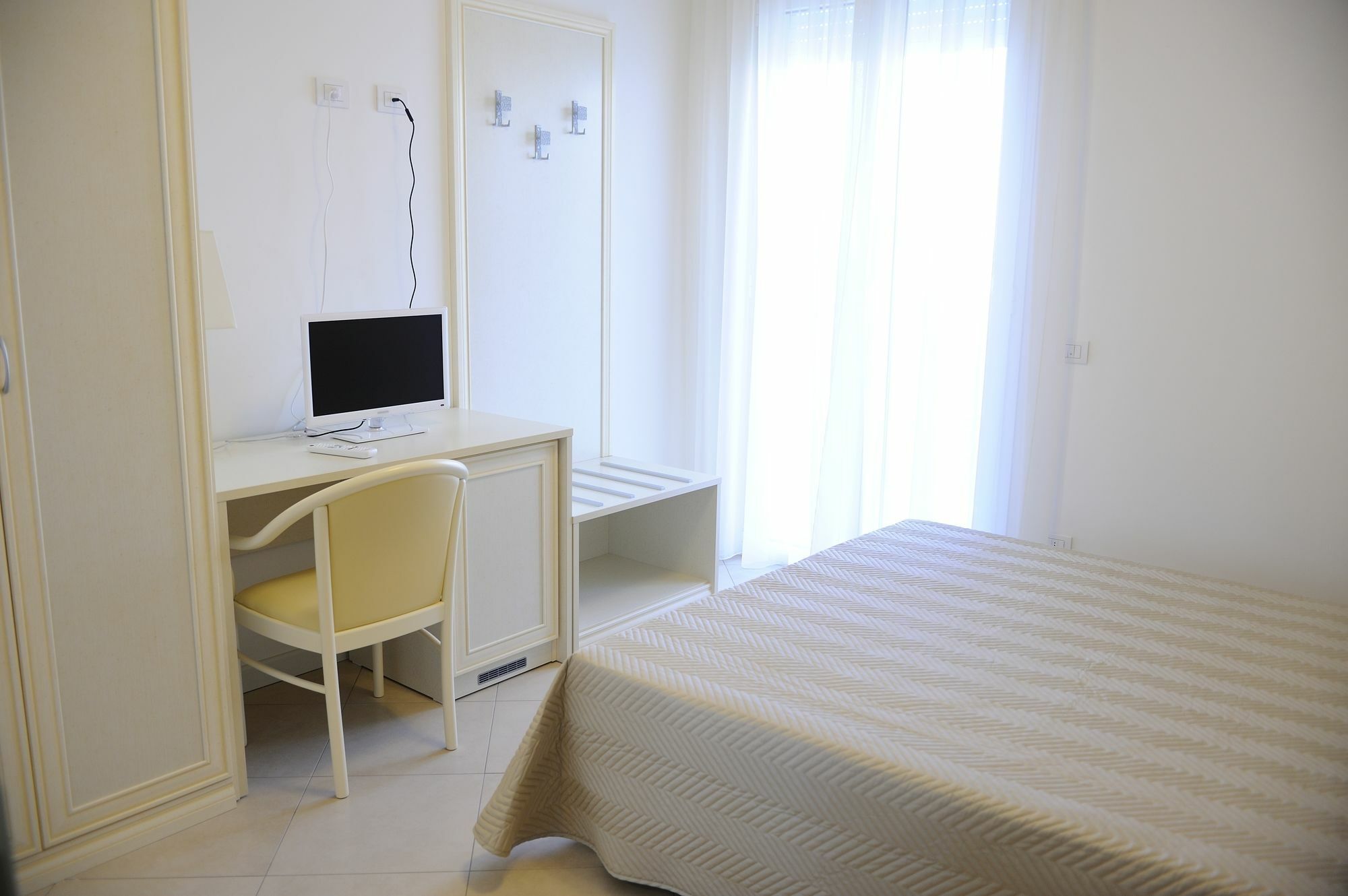 Residence Suite Smeraldo Riccione Ngoại thất bức ảnh